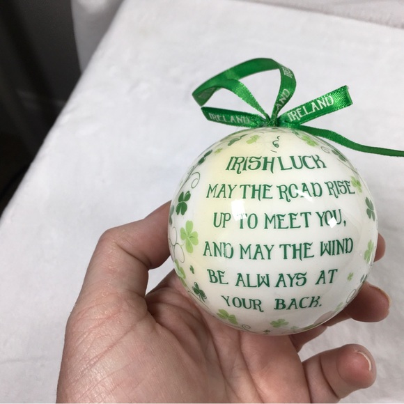 Shamrock Gift Irish Luck Ornament White Christmas Bauble With Irish Saying - Picture 5 of 8